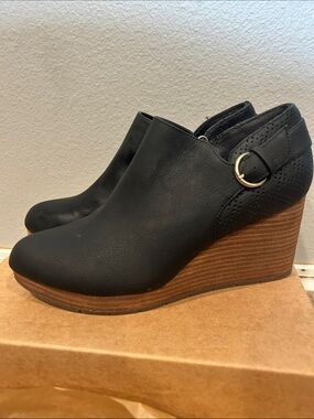 Dr. Scholl's Black Wedge Booties with Wood-Effect Heel